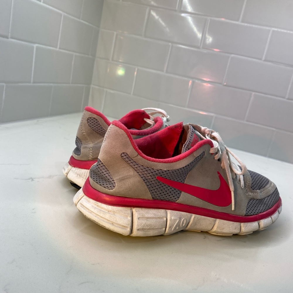Women’s Nike Free 7.0 • Size 8.5